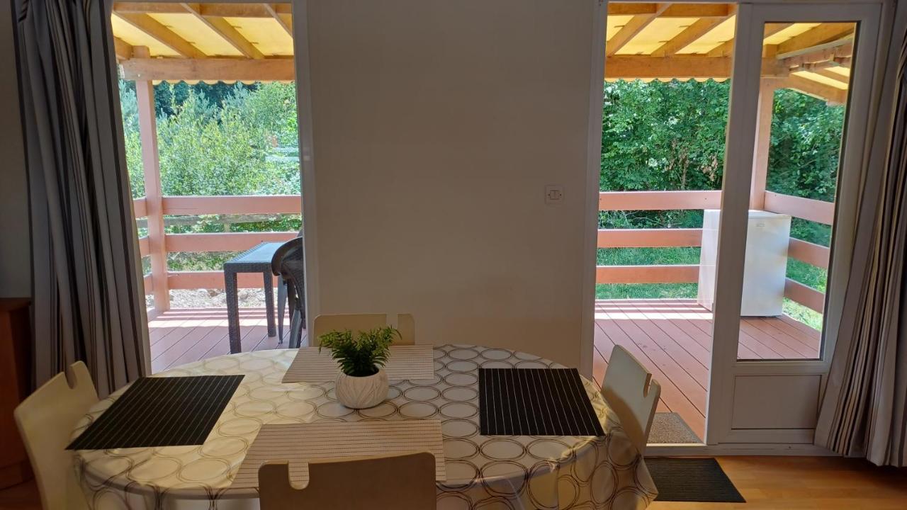 Mobilhome Lac De Guerledan Caurel  ภายนอก รูปภาพ