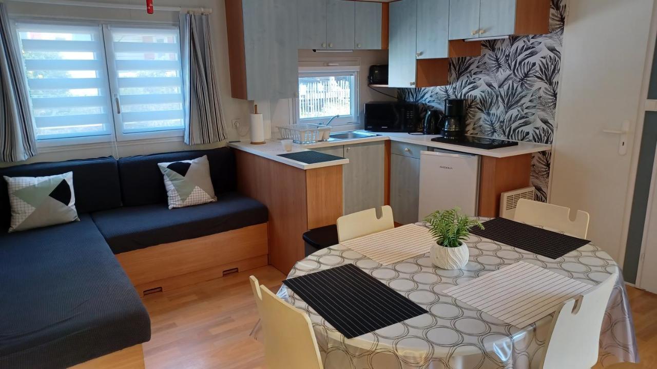Mobilhome Lac De Guerledan Caurel  ภายนอก รูปภาพ